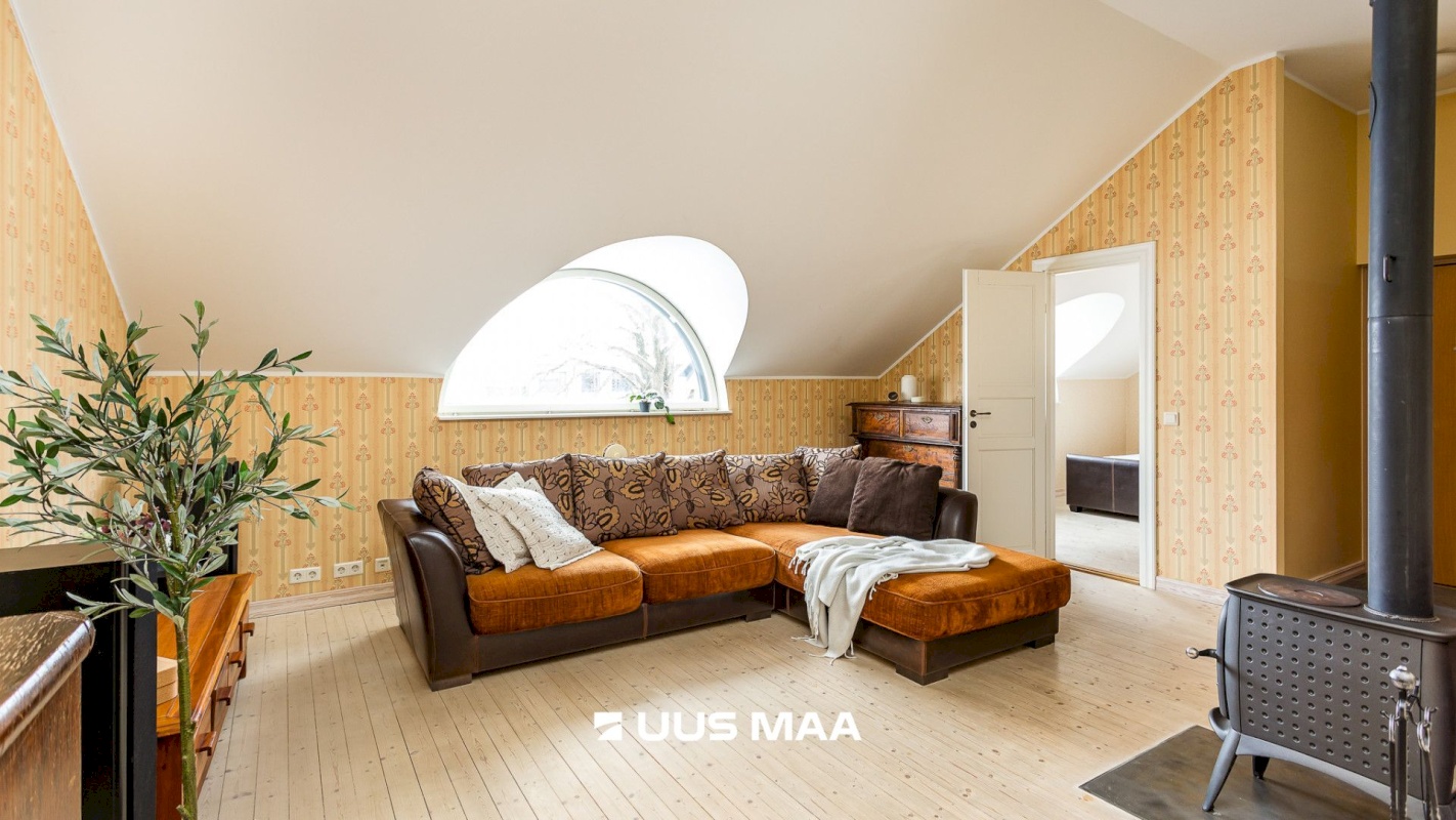 Tallinn, Kesklinna linnaosa, Kadriorg, Koidula 28