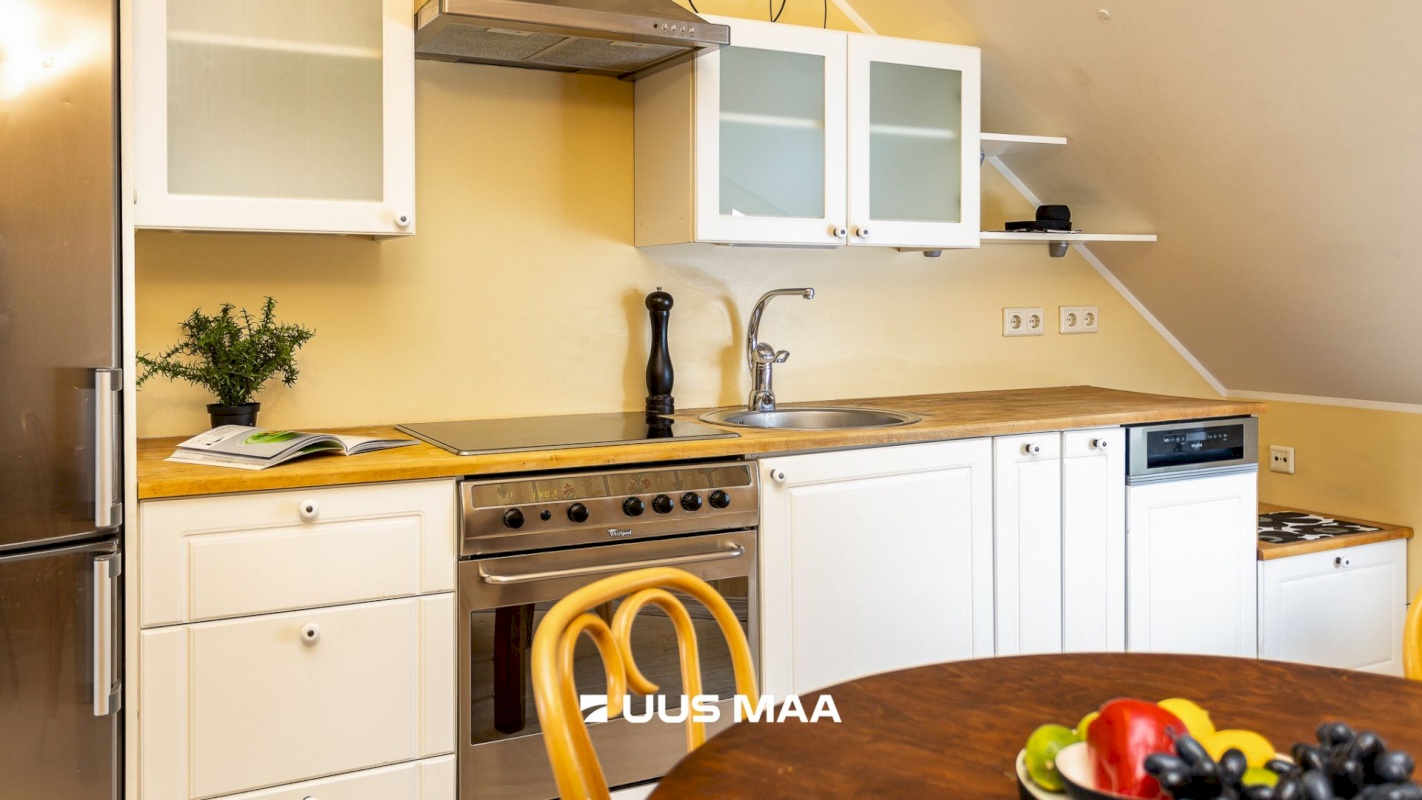 Tallinn, Kesklinna linnaosa, Kadriorg, Koidula 28