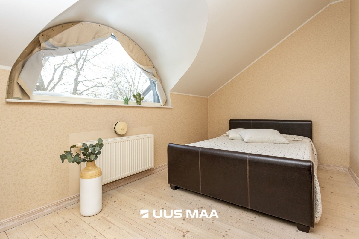 Tallinn, Kesklinna linnaosa, Kadriorg, Koidula 28