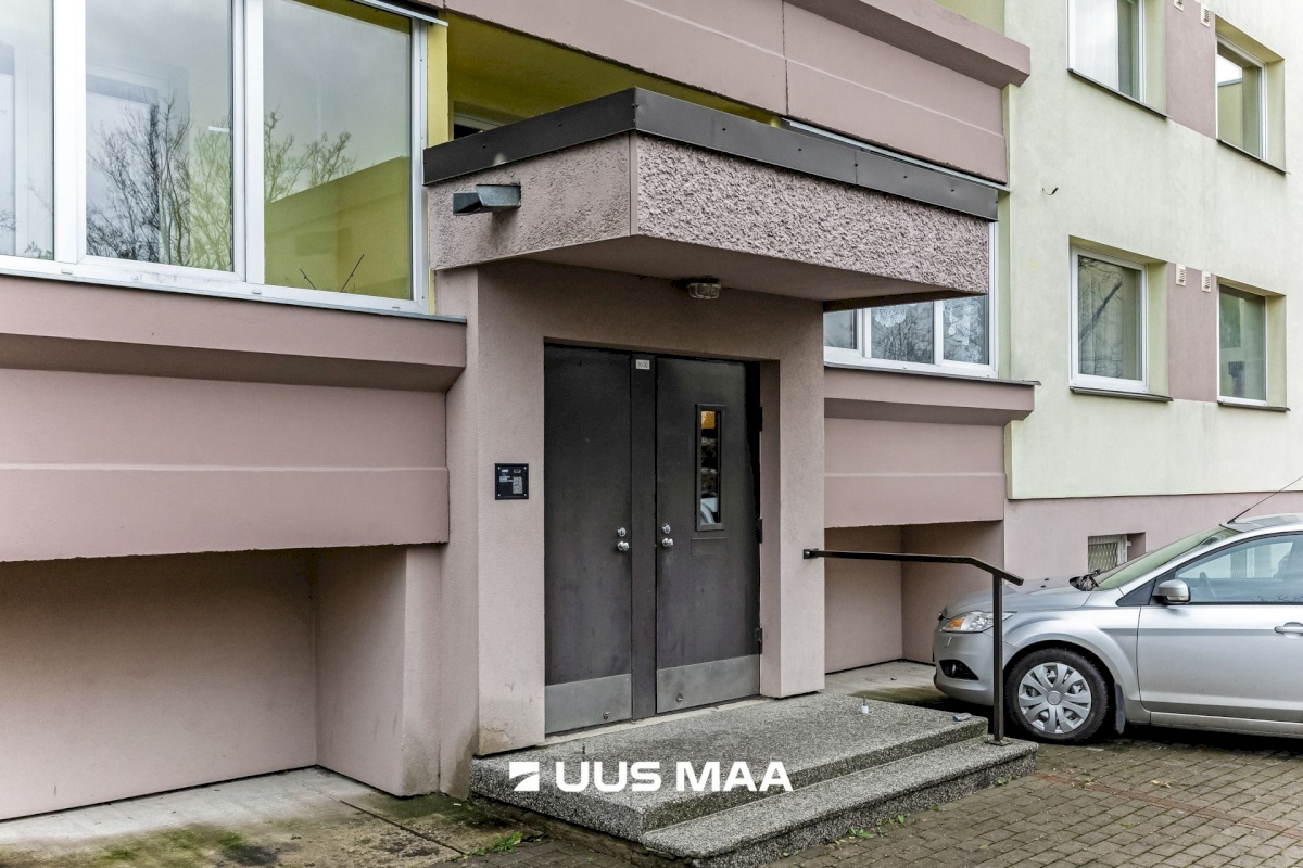 Saue vald, Laagri alevik, Redise 8