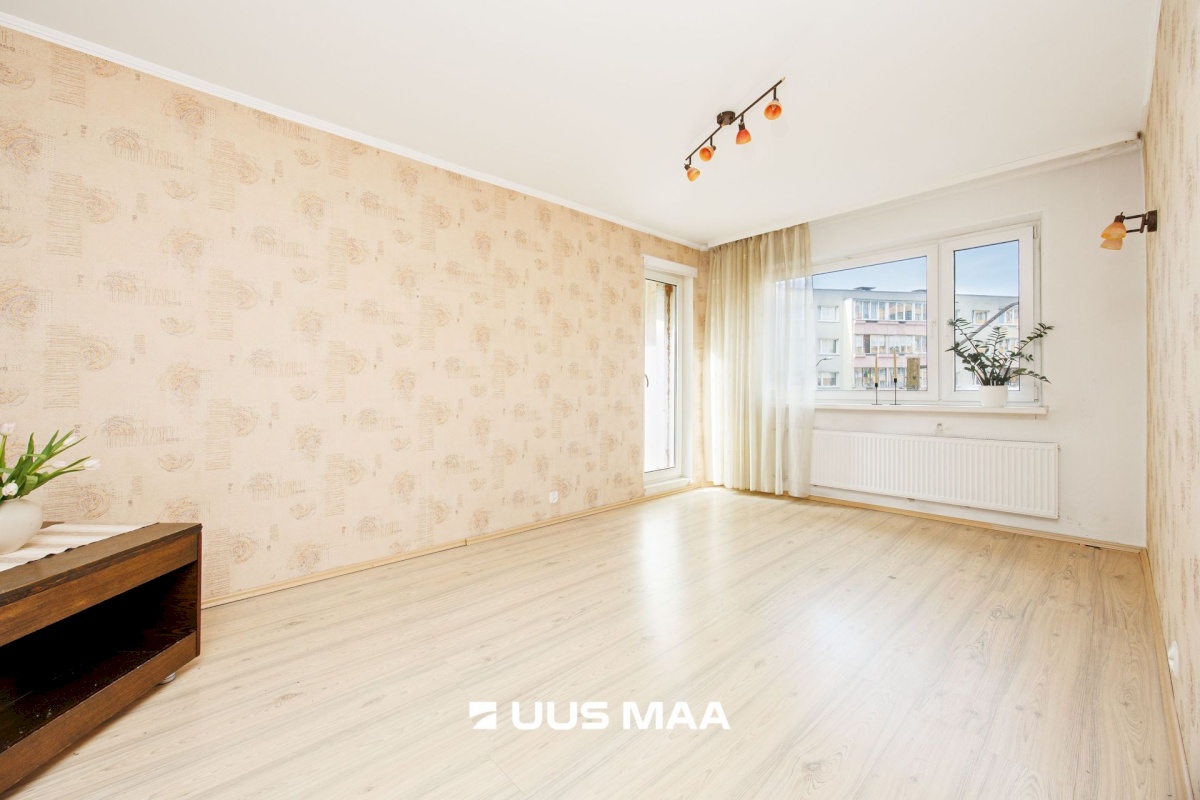 Tallinn, Lasnamäe linnaosa, Mustakivi, Mahtra 10