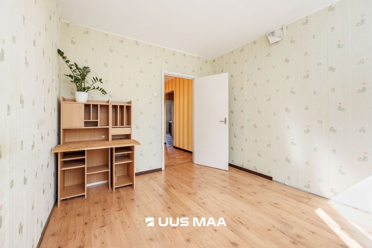 Tallinn, Lasnamäe linnaosa, Mustakivi, Mahtra 10