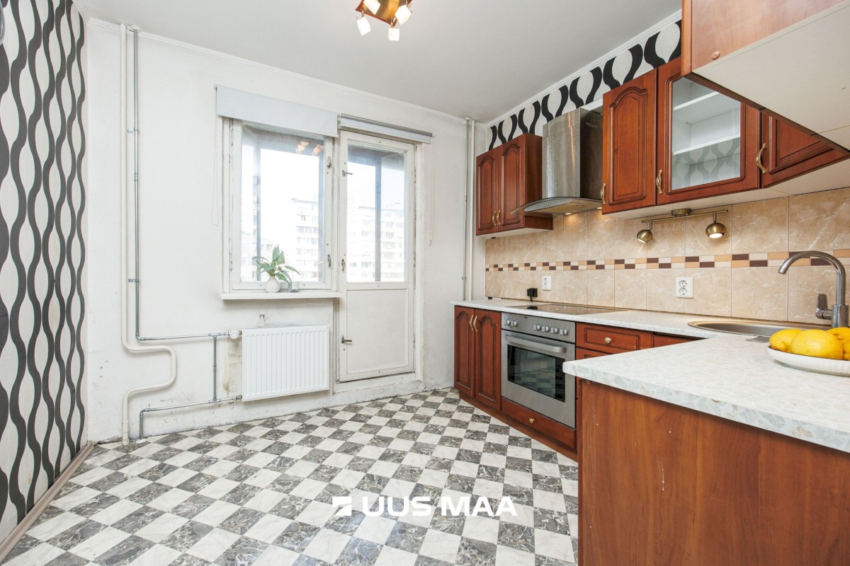 Tallinn, Lasnamäe linnaosa, Mustakivi, Mahtra 10