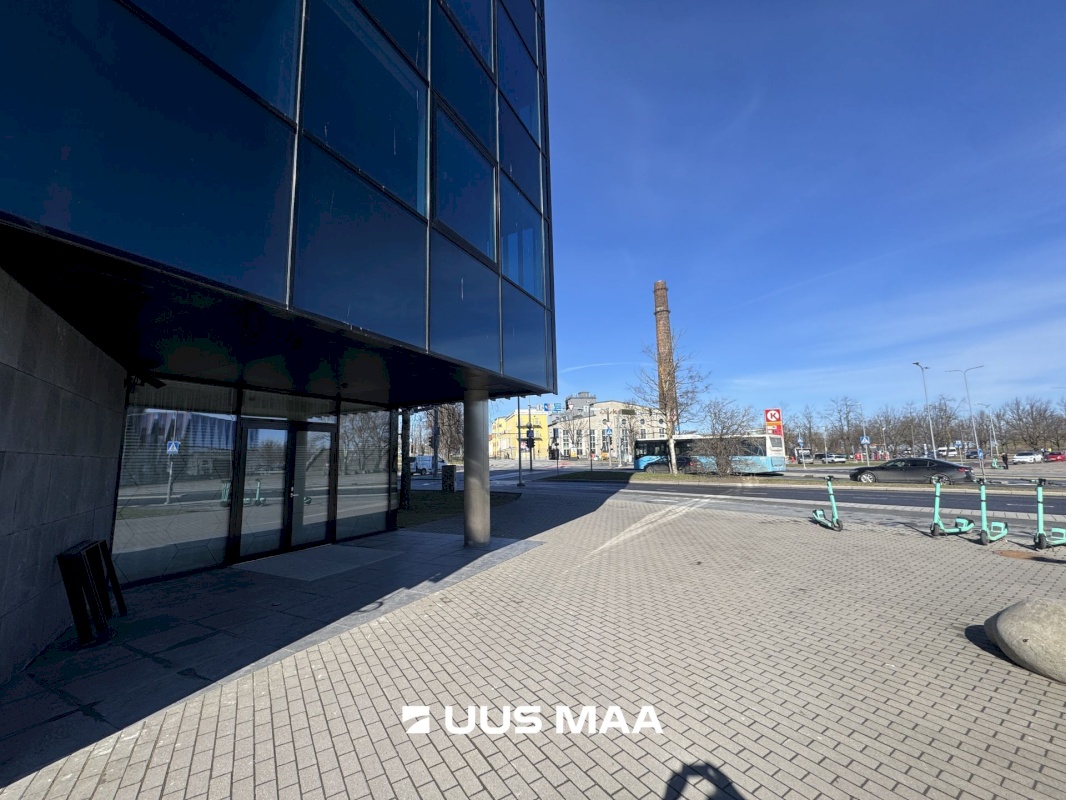 Tallinn, Kesklinna linnaosa, Sadama, Kai tn 1