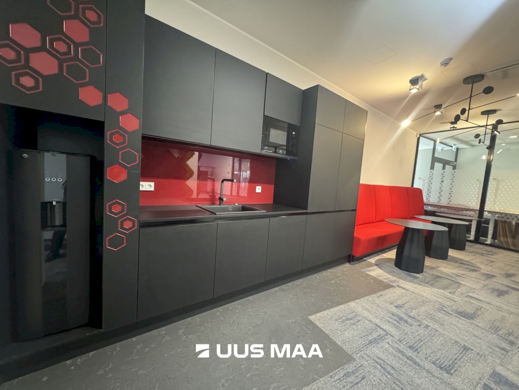 Tallinn, Kesklinna linnaosa, Sadama, Kai tn 1