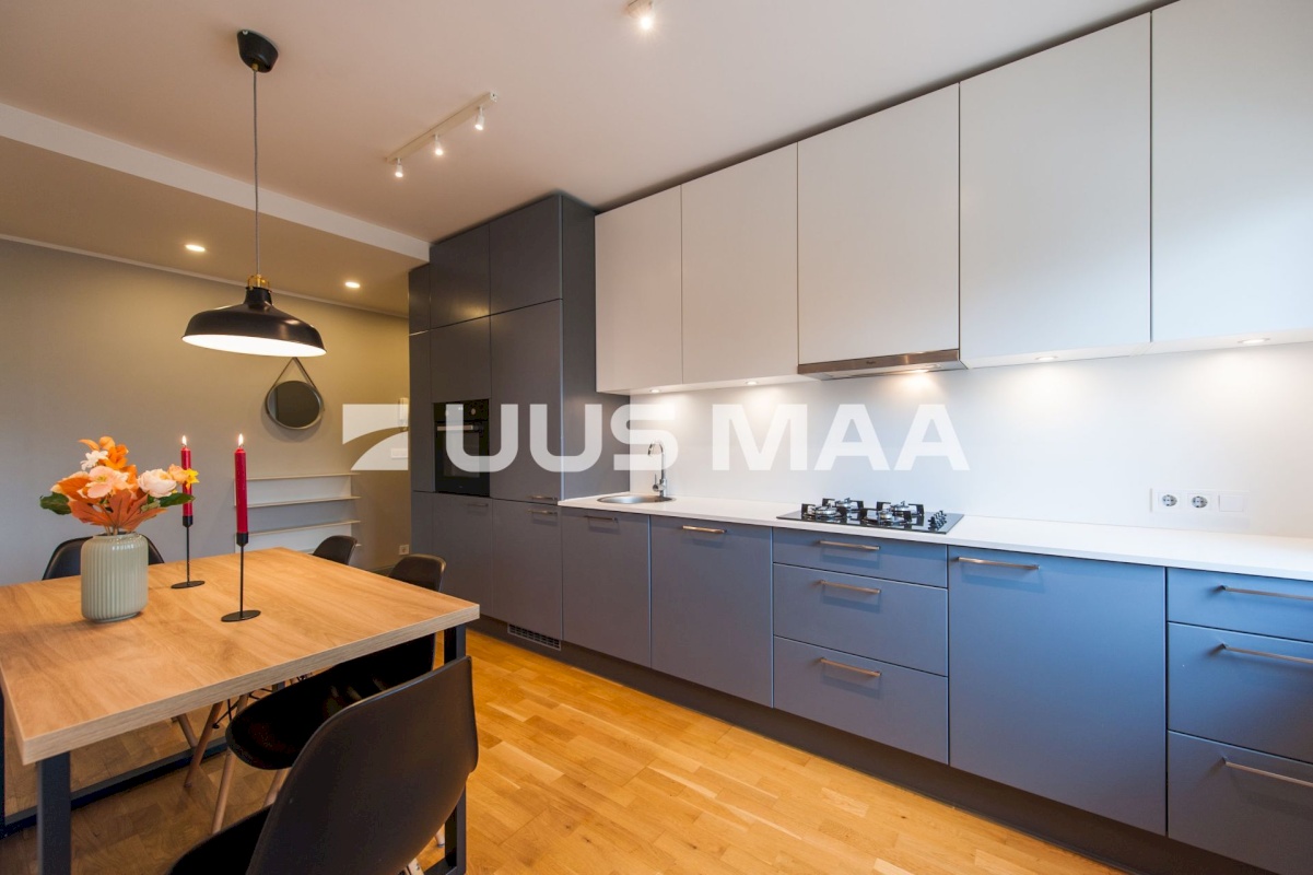 Tallinn, Mustamäe linnaosa, Mustamäe, Mustamäe tee 96