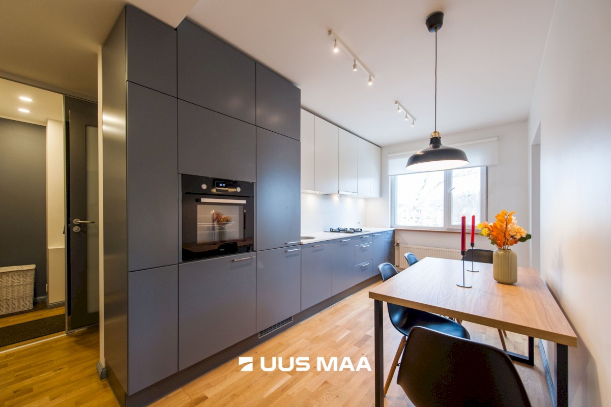 Tallinn, Mustamäe linnaosa, Mustamäe, Mustamäe tee 96