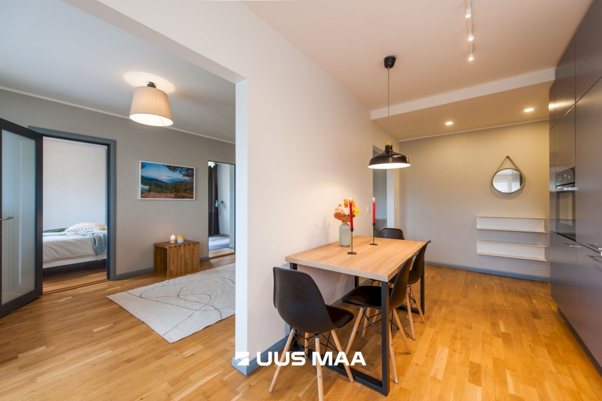 Tallinn, Mustamäe linnaosa, Mustamäe, Mustamäe tee 96