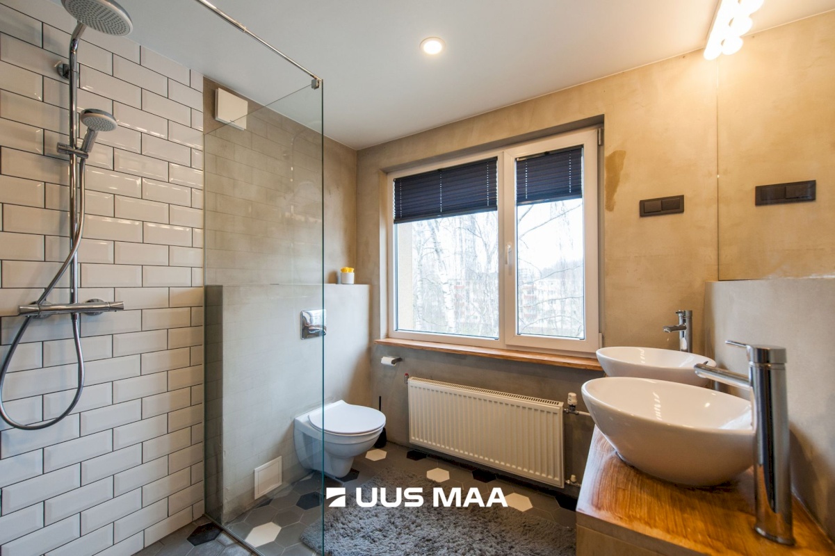 Tallinn, Mustamäe linnaosa, Mustamäe, Mustamäe tee 96