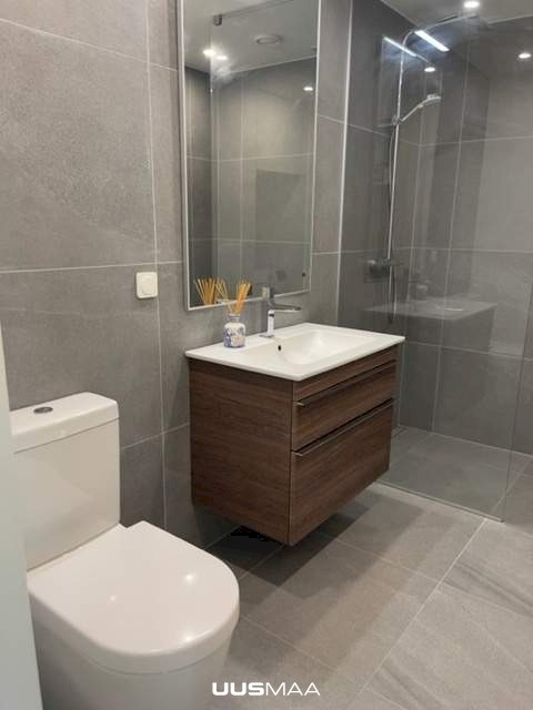 Tallinn, Kesklinna linnaosa, Toom-Kuninga tn 15