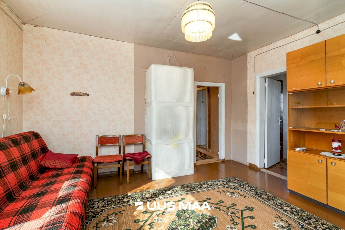 Mulgi vald, Karksi-Nuia linn, Niine tn 8