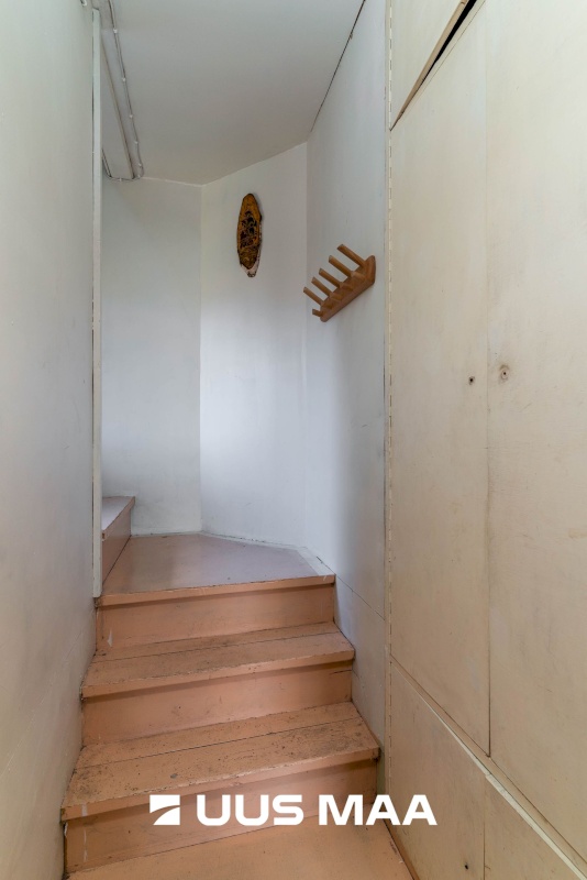 Mulgi vald, Karksi-Nuia linn, Niine tn 8