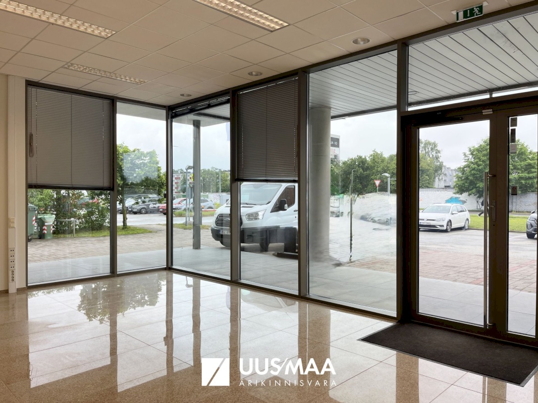 Tallinn, Mustamäe linnaosa, Karjavälja 10