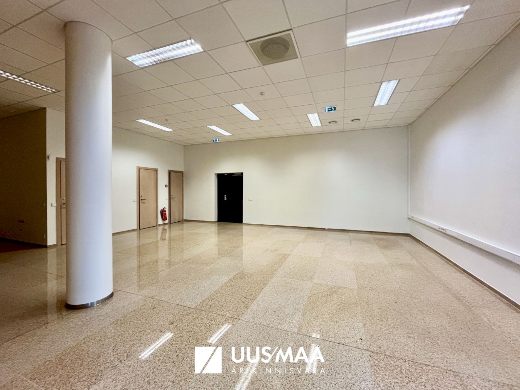 Tallinn, Mustamäe linnaosa, Karjavälja 10