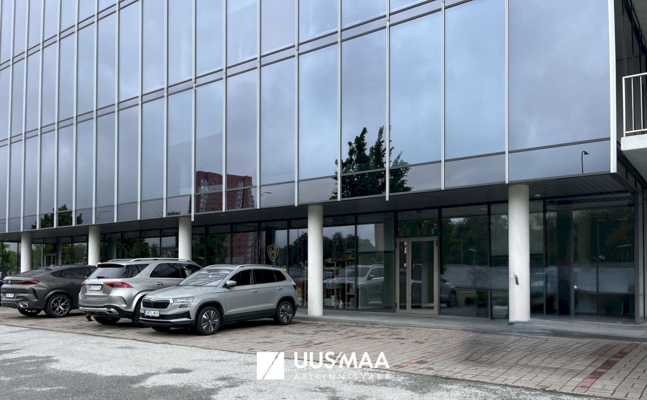 Tallinn, Mustamäe linnaosa, Karjavälja 10