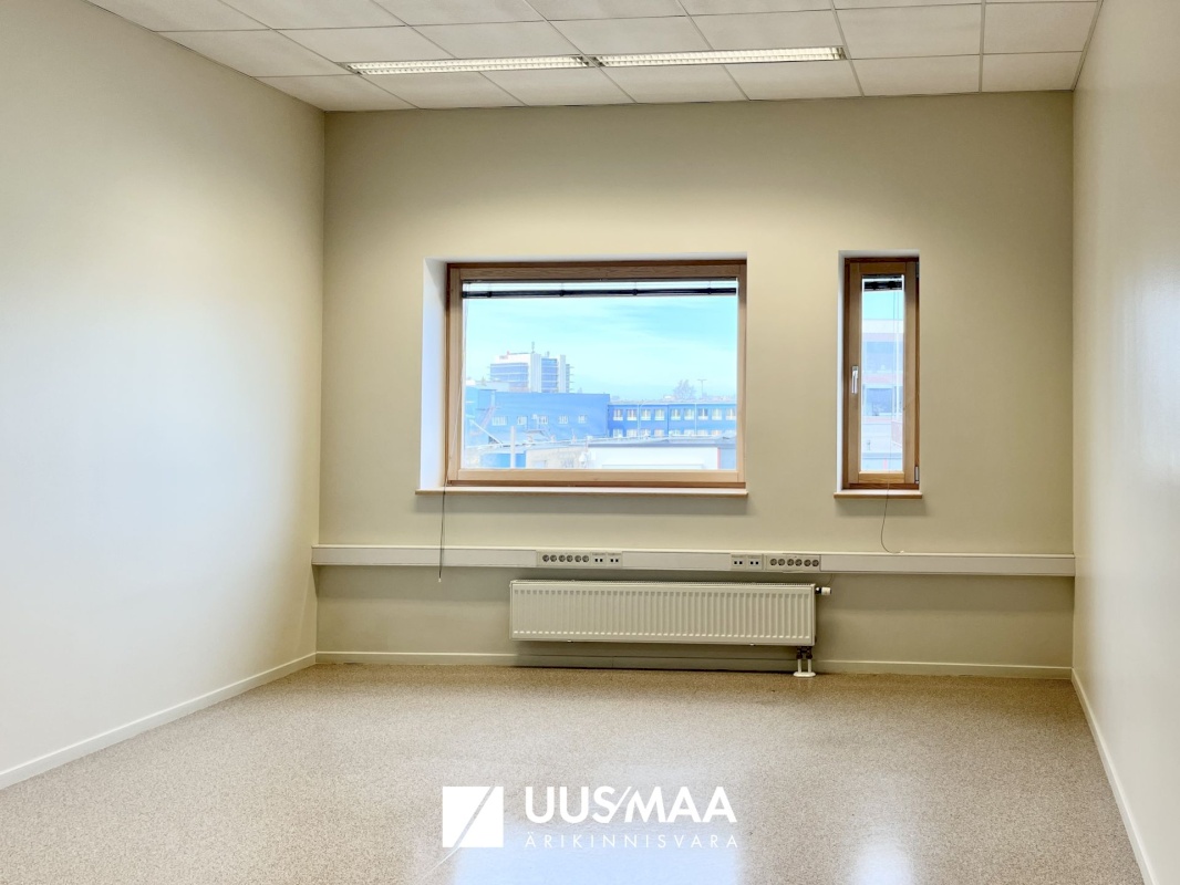 Tallinn, Mustamäe linnaosa, Karjavälja 10