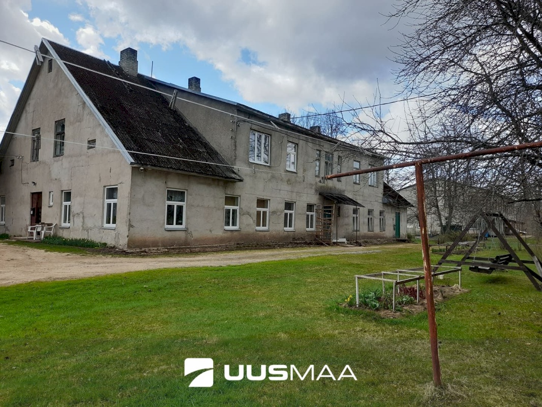 Saarde vald, Allikukivi küla, Valga mnt 10