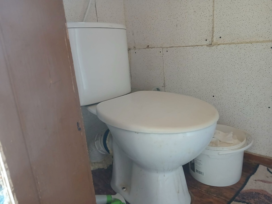 Saarde vald, Allikukivi küla, Valga mnt 10