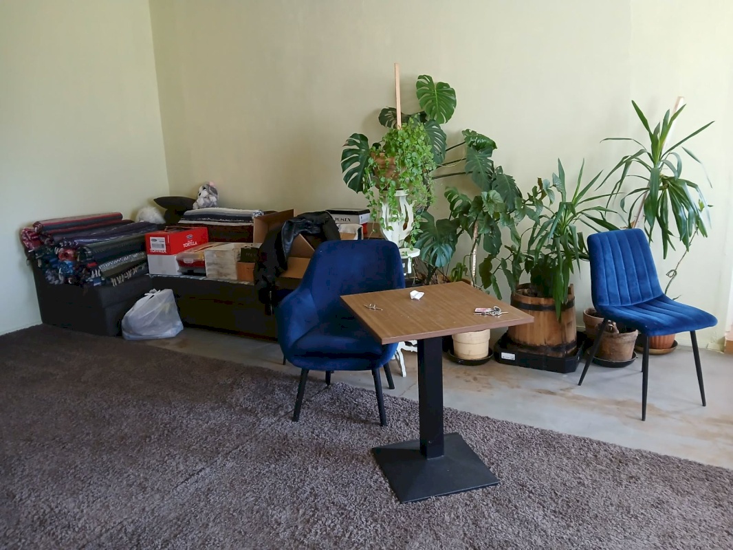 Saarde vald, Allikukivi küla, Valga mnt 10