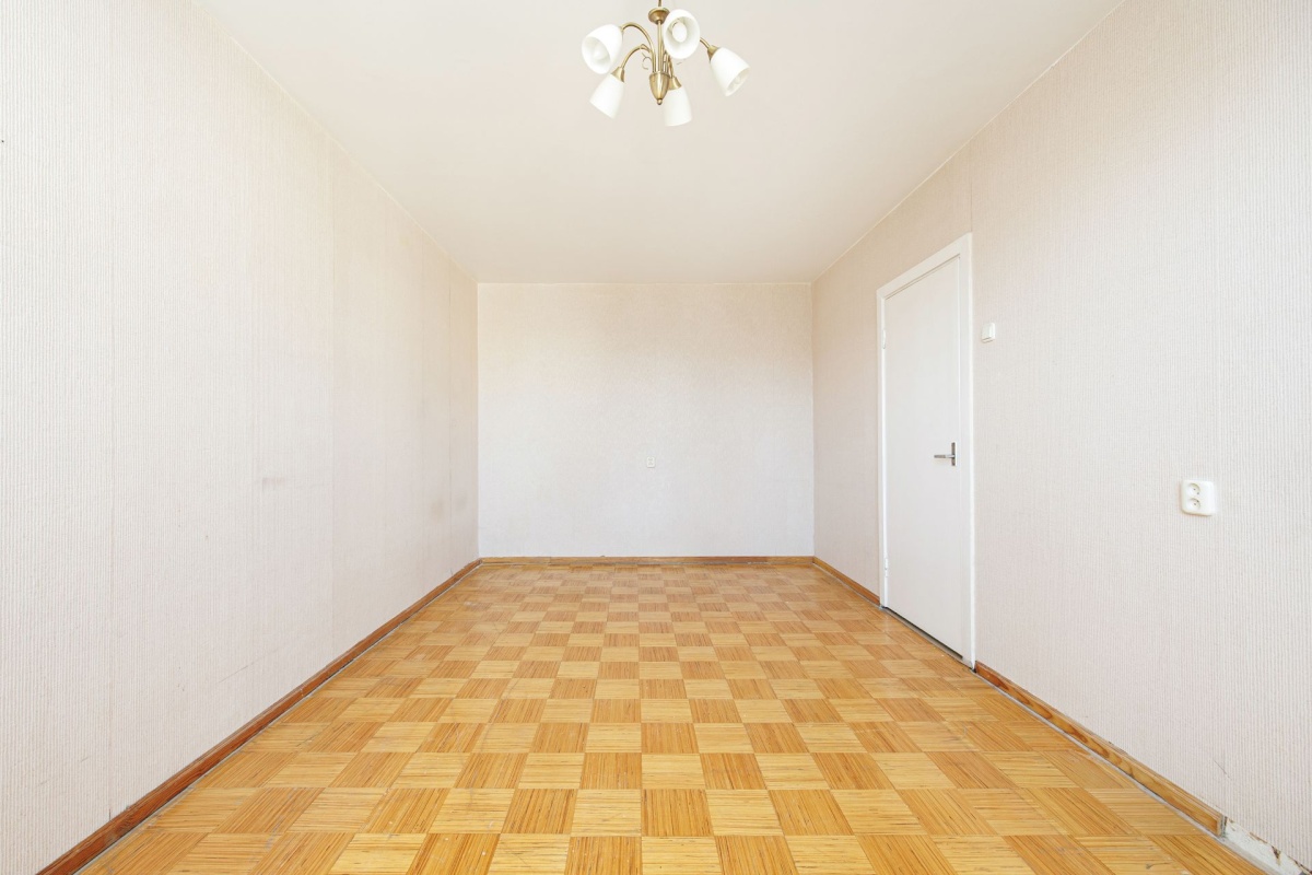 Tallinn, Lasnamäe linnaosa, Pikri 10