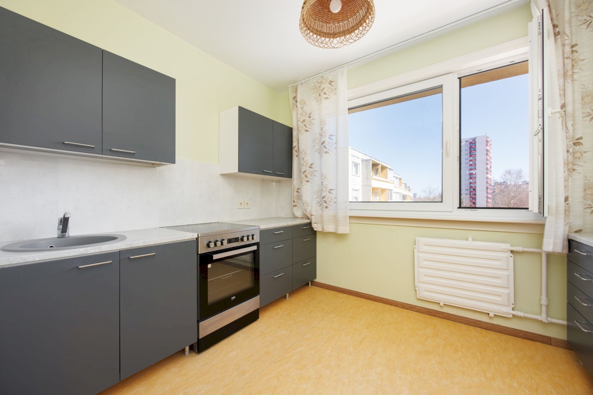 Tallinn, Lasnamäe linnaosa, Pikri 10