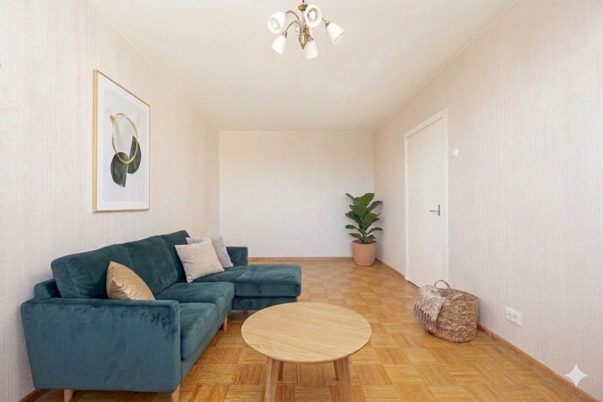 Tallinn, Lasnamäe linnaosa, Pikri 10