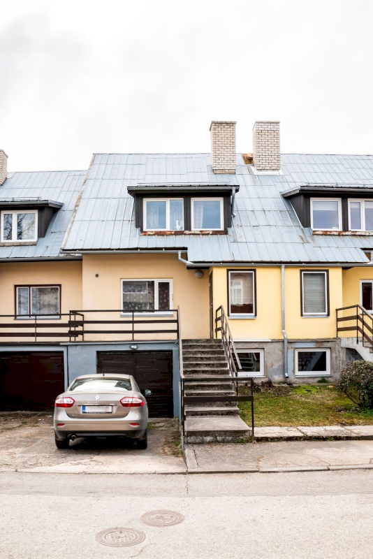 Valga vald, Valga linn, Tähe 10