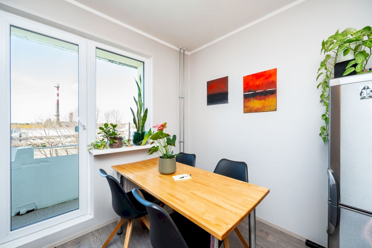 Saue vald, Laagri alevik, Redise 10