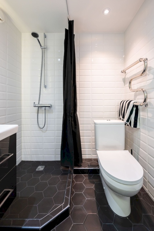 Saue vald, Laagri alevik, Redise 10