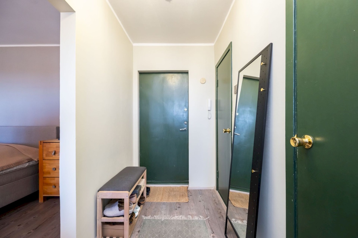 Saue vald, Laagri alevik, Redise 10