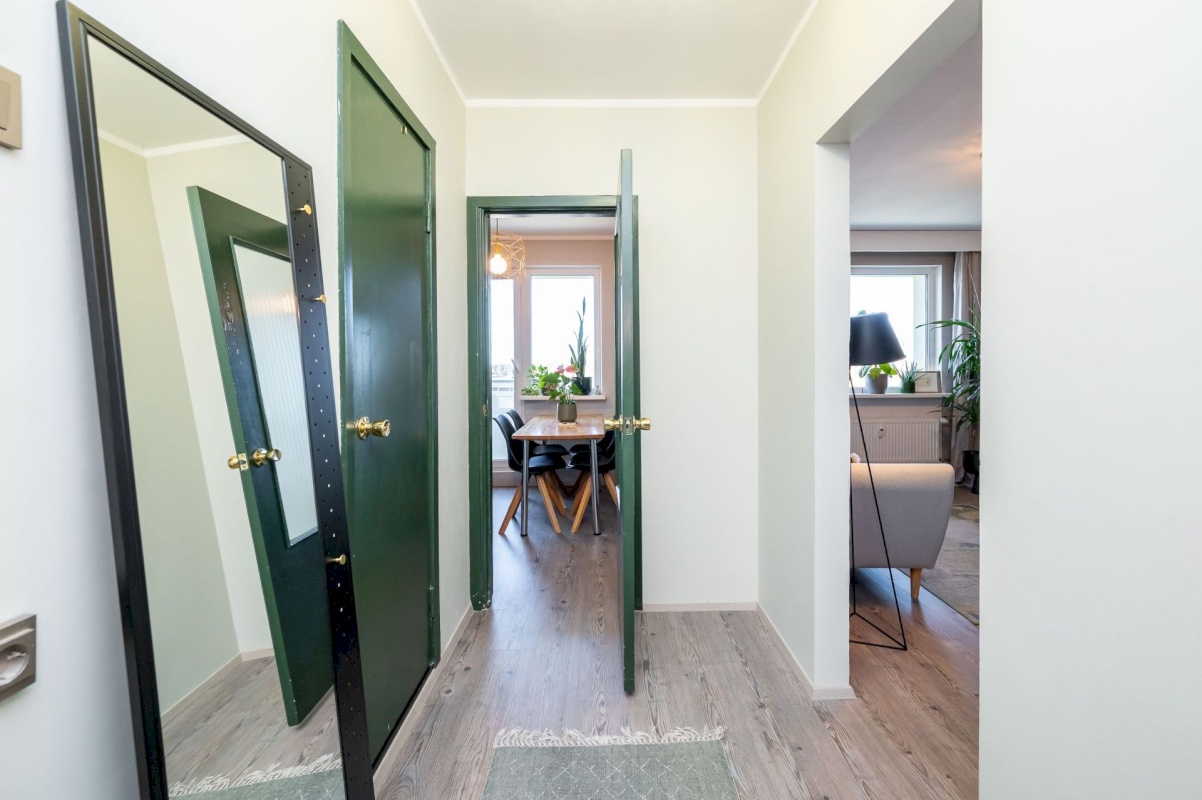 Saue vald, Laagri alevik, Redise 10