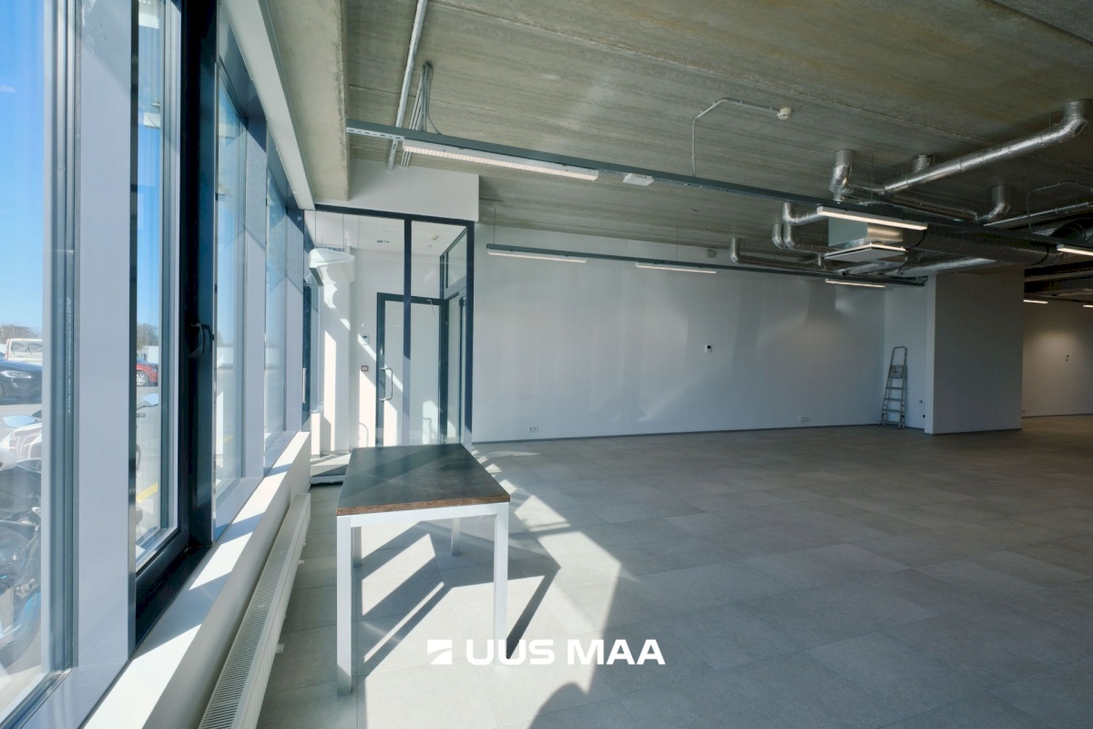 Tallinn, Kristiine linnaosa, Järve, Pärnu mnt 186