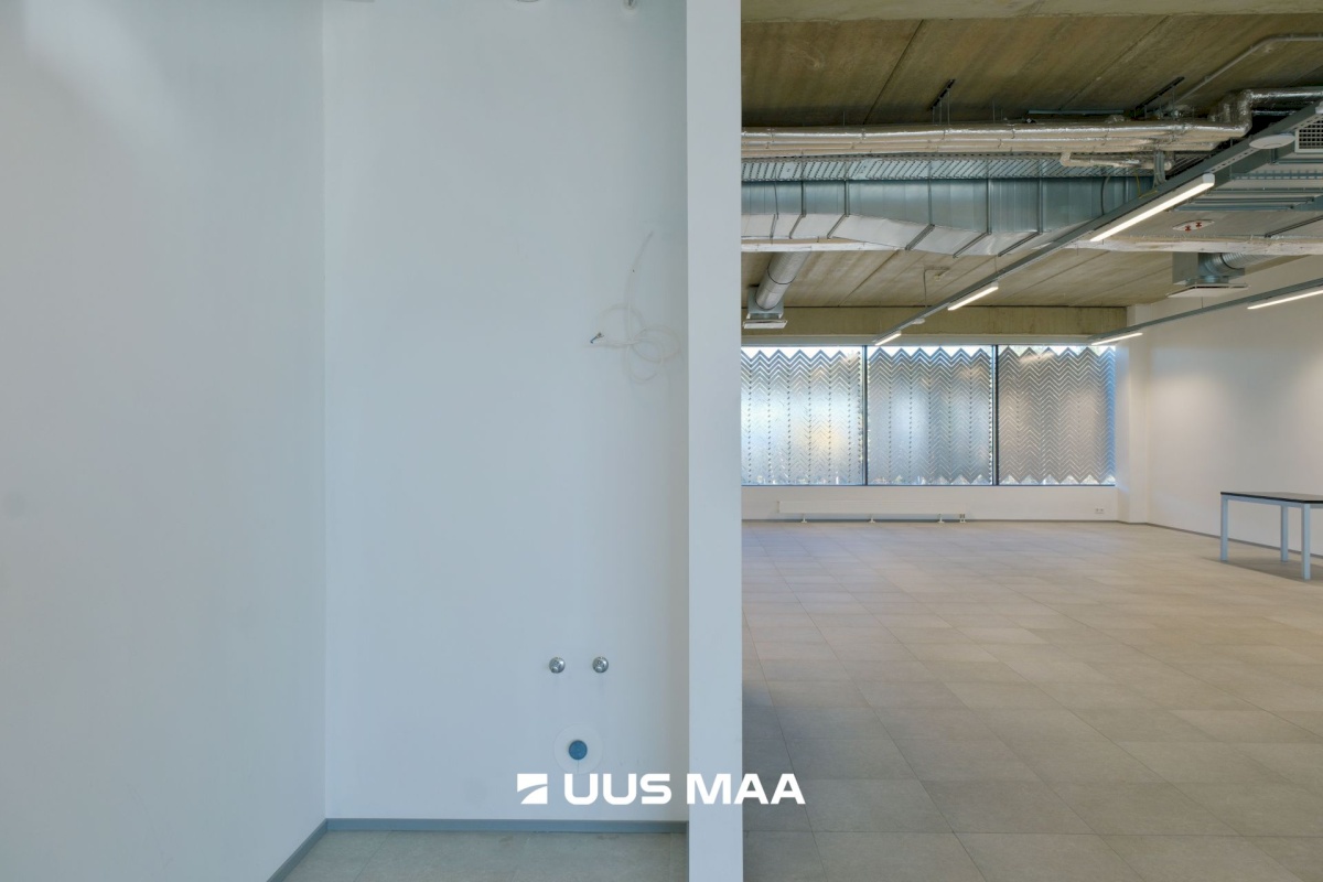 Tallinn, Kristiine linnaosa, Järve, Pärnu mnt 186