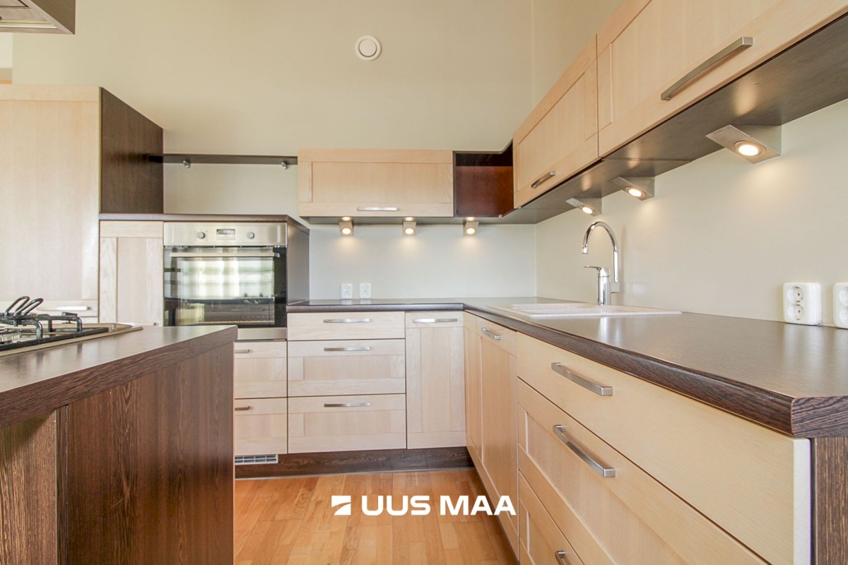 Pärnu linn, Pärnu linn, Kesklinn, Side tn 2a/2