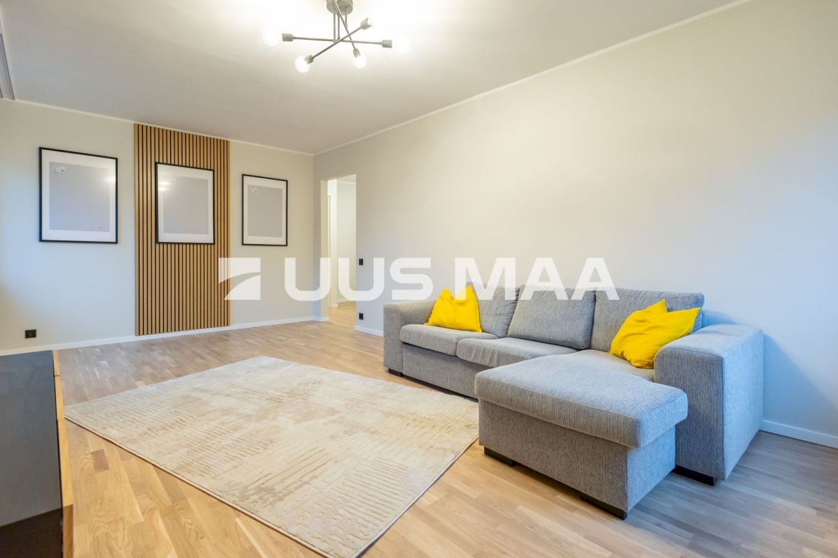 Hiiumaa vald, Lauka küla, Käina tee 14