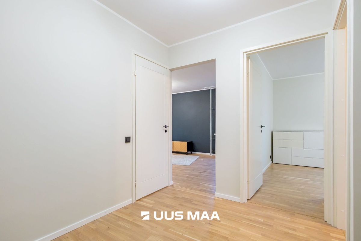 Hiiumaa vald, Lauka küla, Käina tee 14