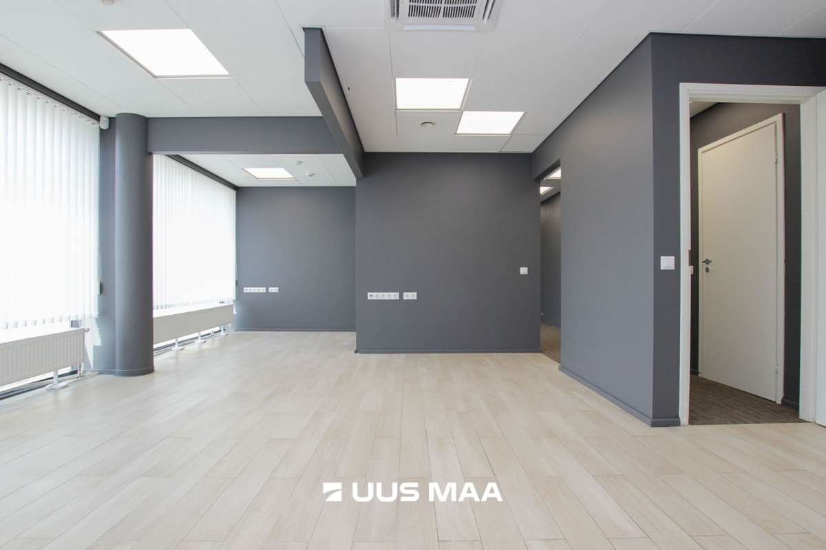 Pärnu linn, Pärnu linn, Kesklinn, Hommiku tn 1