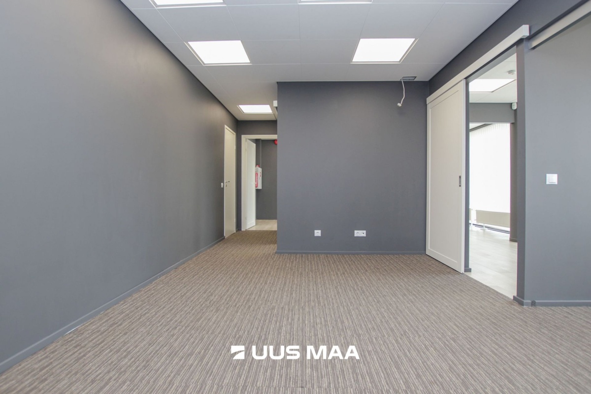 Pärnu linn, Pärnu linn, Kesklinn, Hommiku tn 1