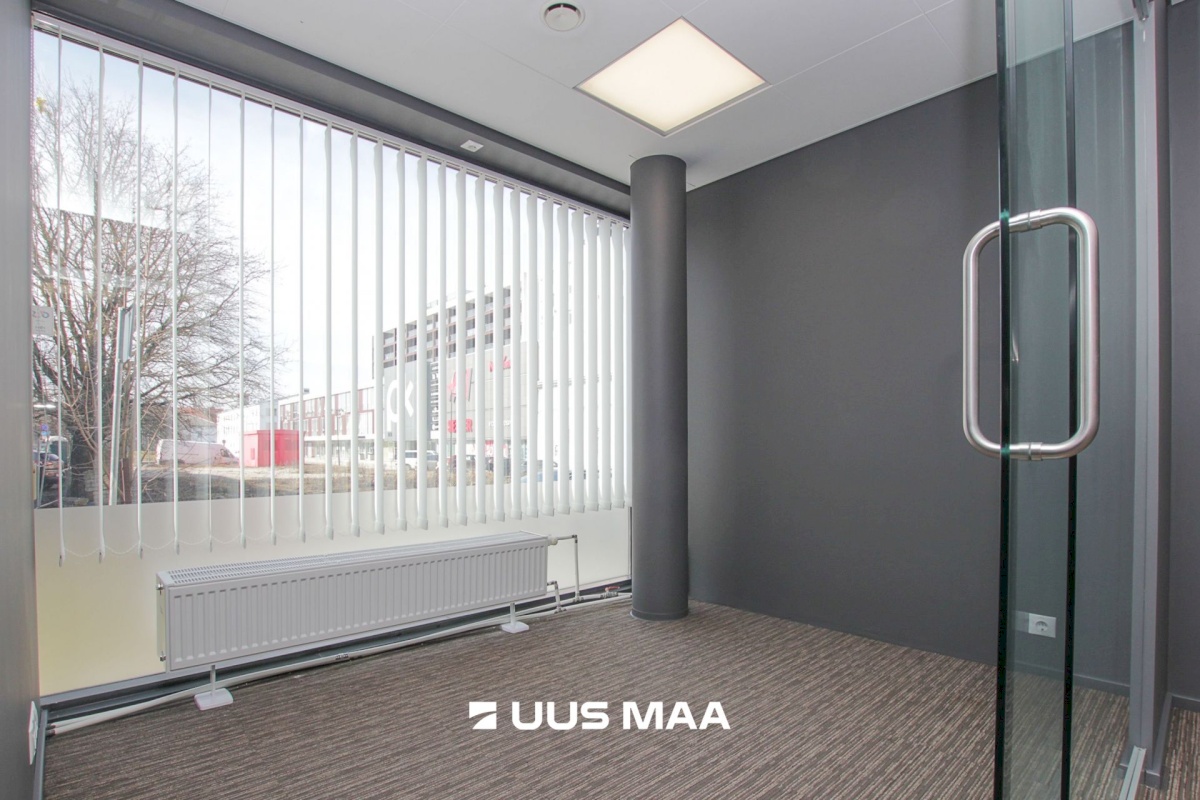 Pärnu linn, Pärnu linn, Kesklinn, Hommiku tn 1