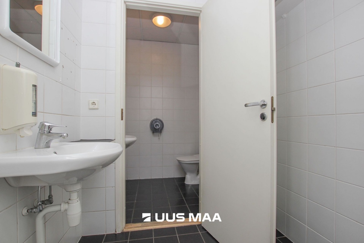 Pärnu linn, Pärnu linn, Kesklinn, Hommiku tn 1