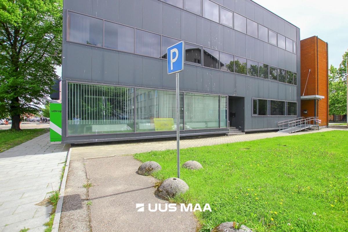 Pärnu linn, Pärnu linn, Kesklinn, Hommiku tn 1