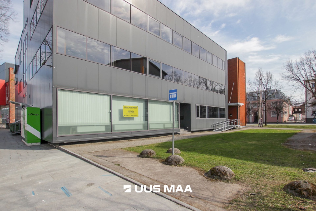 Pärnu linn, Pärnu linn, Kesklinn, Hommiku tn 1