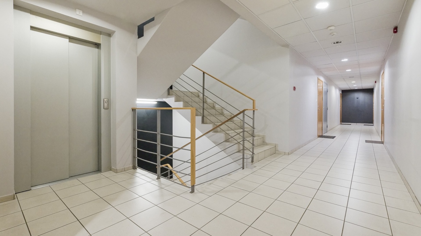 Tallinn, Kesklinna linnaosa, Südalinn, Kaarli pst 8