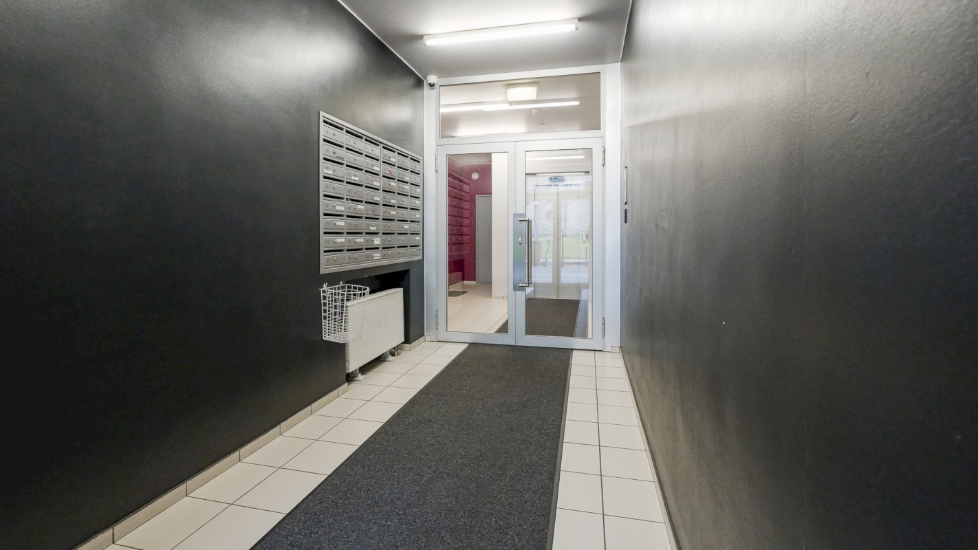 Tallinn, Kesklinna linnaosa, Südalinn, Kaarli pst 8