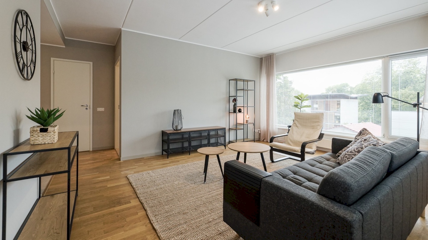 Tallinn, Kesklinna linnaosa, Südalinn, Kaarli pst 8