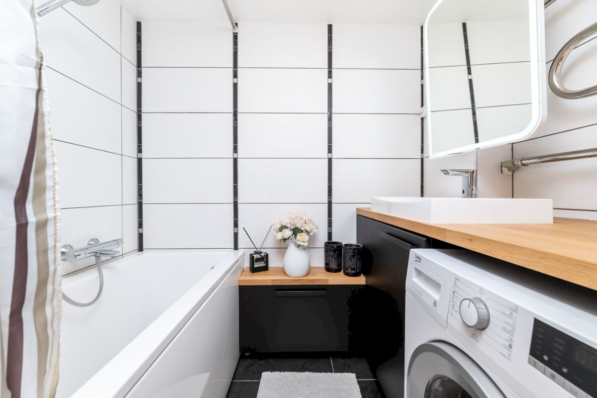 Tallinn, Haabersti linnaosa, Õismäe tee 115