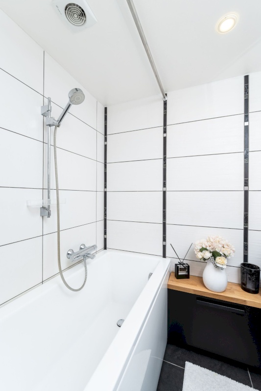 Tallinn, Haabersti linnaosa, Õismäe tee 115