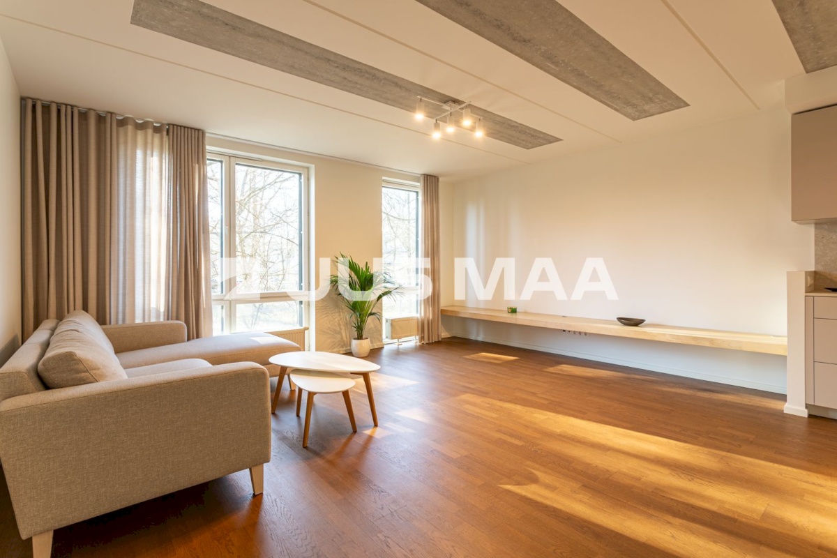 Tallinn, Kesklinna linnaosa, Kadriorg, Liivaoja 4b