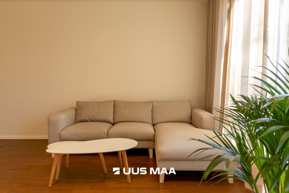 Tallinn, Kesklinna linnaosa, Kadriorg, Liivaoja 4b