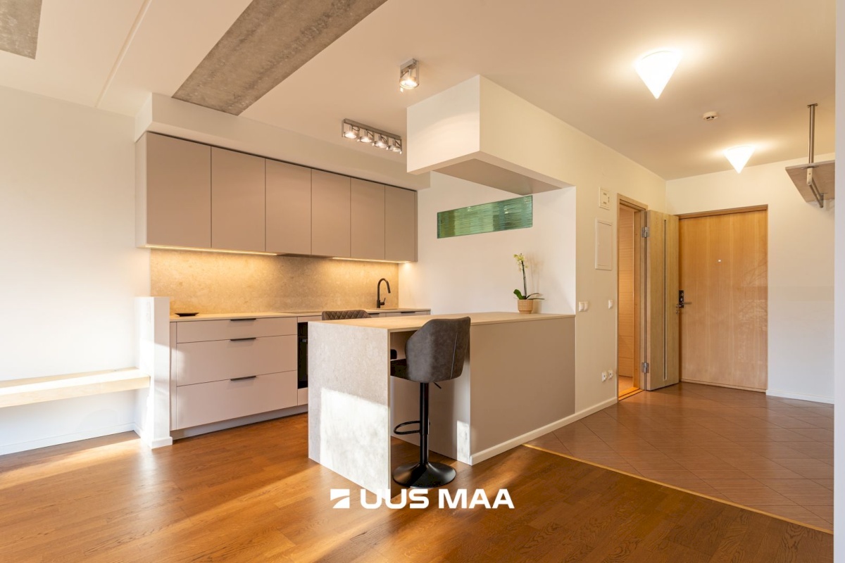 Tallinn, Kesklinna linnaosa, Kadriorg, Liivaoja 4b